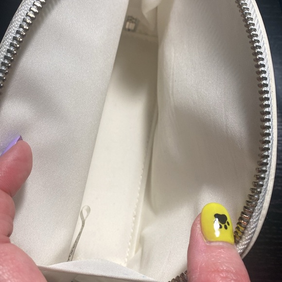 Michael Kors White and Gold Quilted Cosmetic Bag - Picture 2 of 4